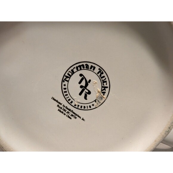 Norman Rockwell Designer Studio Christmas Mug Coffee Cup 1990s Window Scene - Picture 9 of 10